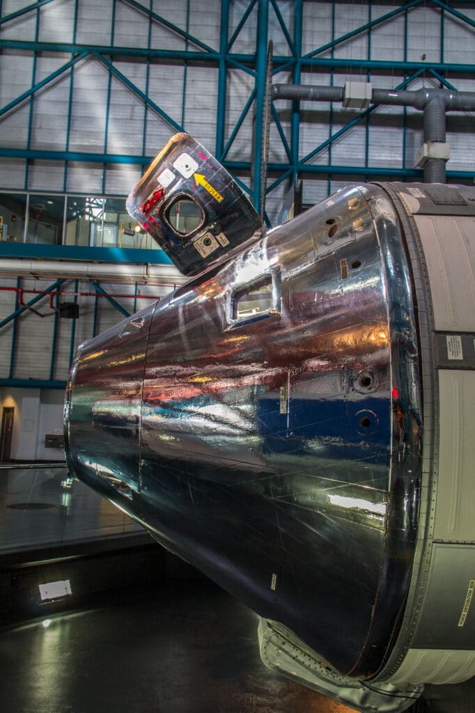 What a command module would look like atop a Saturn V rocket